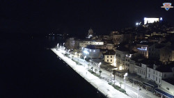 Nábřeží a město