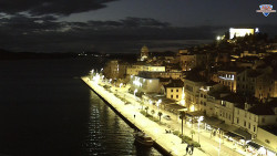 Nábřeží a město