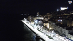 Nábřeží a město