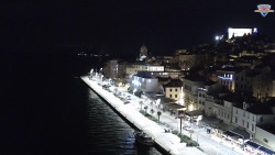 Nábřeží a město