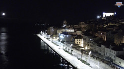 Nábřeží a město