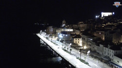 Nábřeží a město