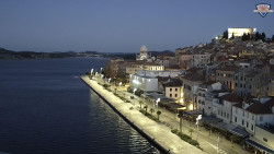 Nábřeží a město