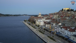 Nábřeží a město