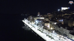 Nábřeží a město