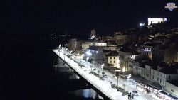 Nábřeží a město