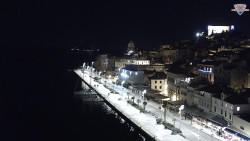 Nábřeží a město