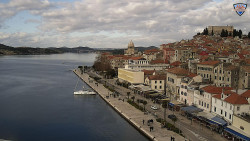 Nábřeží a město