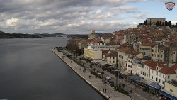 Nábřeží a město