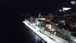 Nábřeží a město