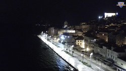 Nábřeží a město