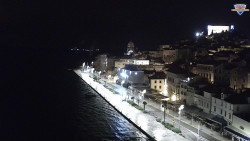 Nábřeží a město