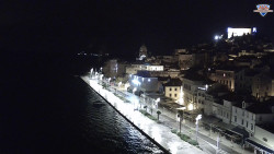 Nábřeží a město