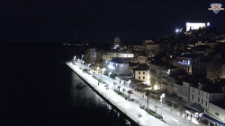 Nábřeží a město