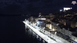 Nábřeží a město