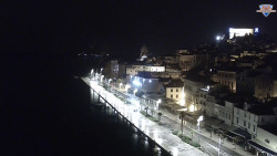 Nábřeží a město