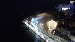 Nábřeží a město