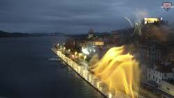 Nábřeží a město