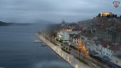 Nábřeží a město