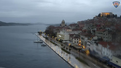 Nábřeží a město