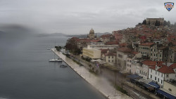 Nábřeží a město