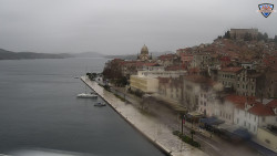 Nábřeží a město