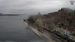 Nábřeží a město