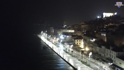 Nábřeží a město