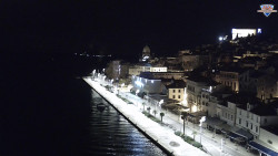 Nábřeží a město