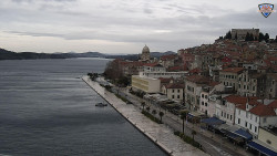 Nábřeží a město