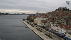 Nábřeží a město