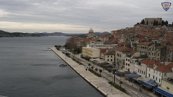 Nábřeží a město