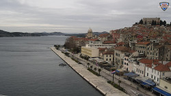 Nábřeží a město