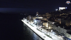 Nábřeží a město