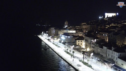 Nábřeží a město