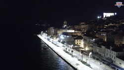 Nábřeží a město