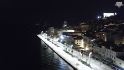 Nábřeží a město