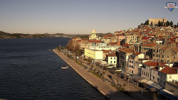 Nábřeží a město