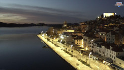 Nábřeží a město