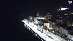 Nábřeží a město