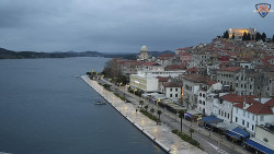 Nábřeží a město