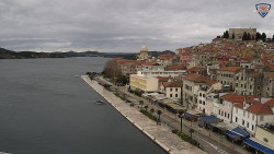 Nábřeží a město