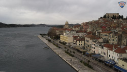 Nábřeží a město