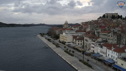 Nábřeží a město