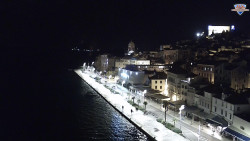 Nábřeží a město