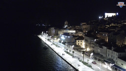 Nábřeží a město