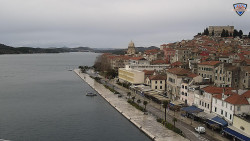 Nábřeží a město