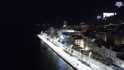 Nábřeží a město