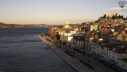 Nábřeží a město