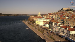 Nábřeží a město